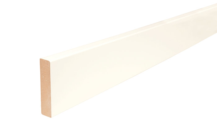 Fodliste glat i MDF hvid - 14 x 65 mm x 278 cm